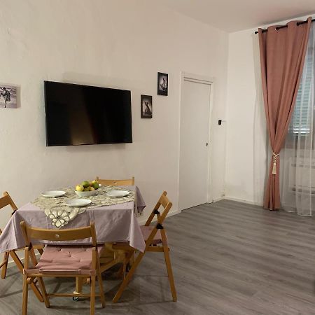 リヴォルノCasa Julkaアパートメント エクステリア 写真